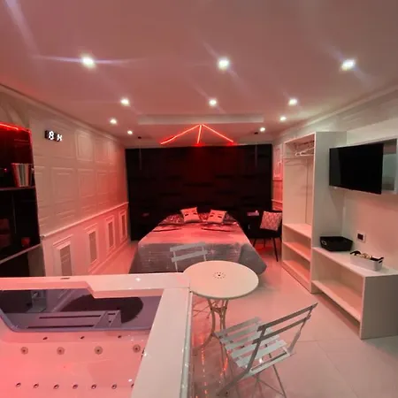 Samm Porta San Gennaro Bed and Breakfast 4*